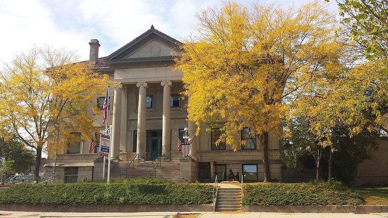 Veterans Memorial Hall, Rockford, Illinois